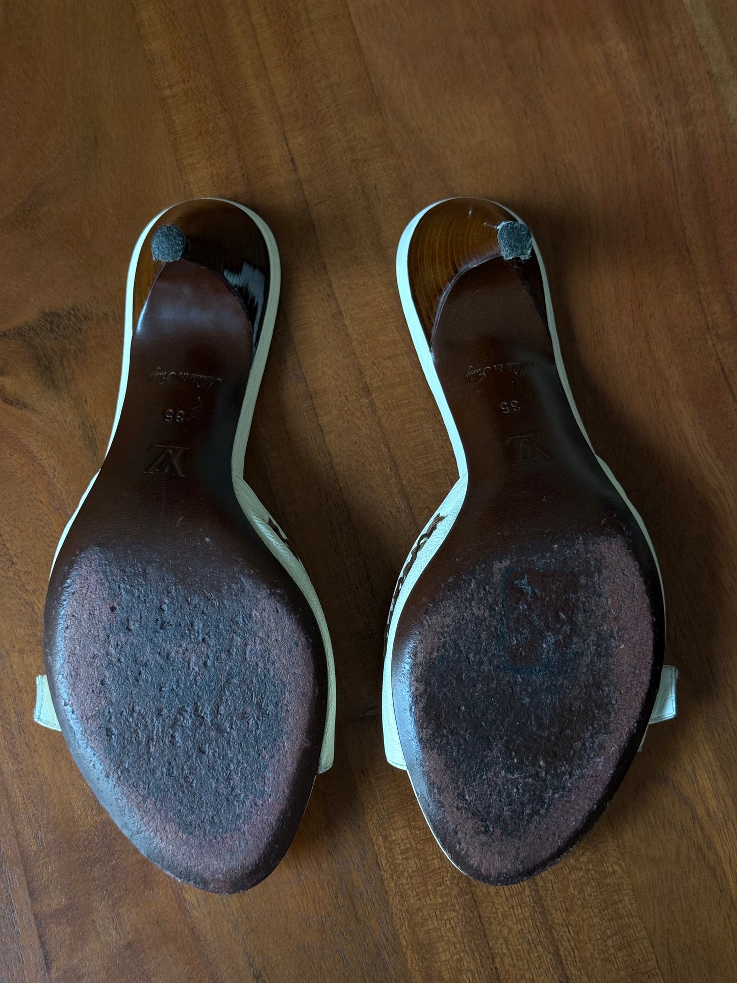 Louis Vuitton White Leather Wood Buckle Heels