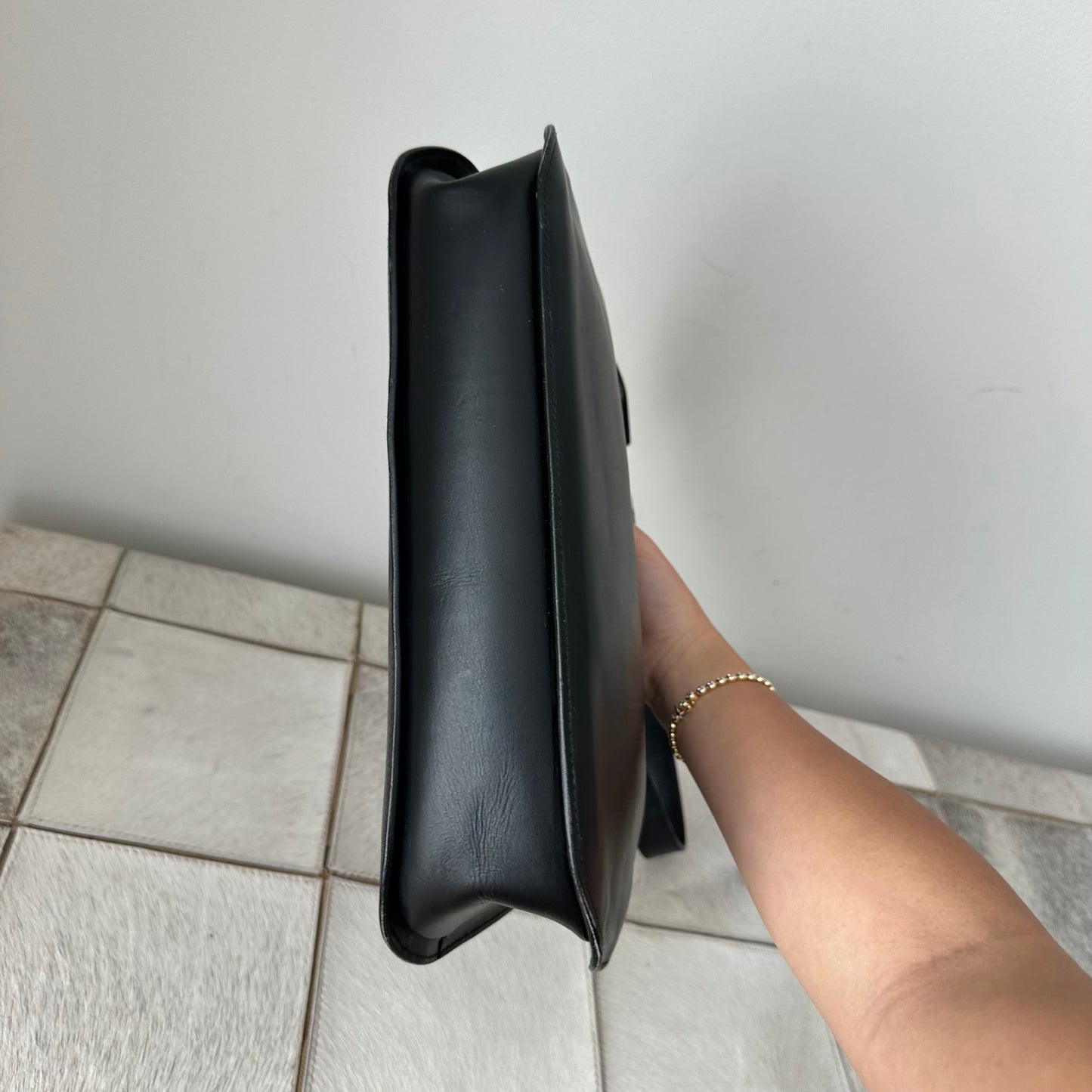 Gucci Black Leather Classic Shoulder Bag