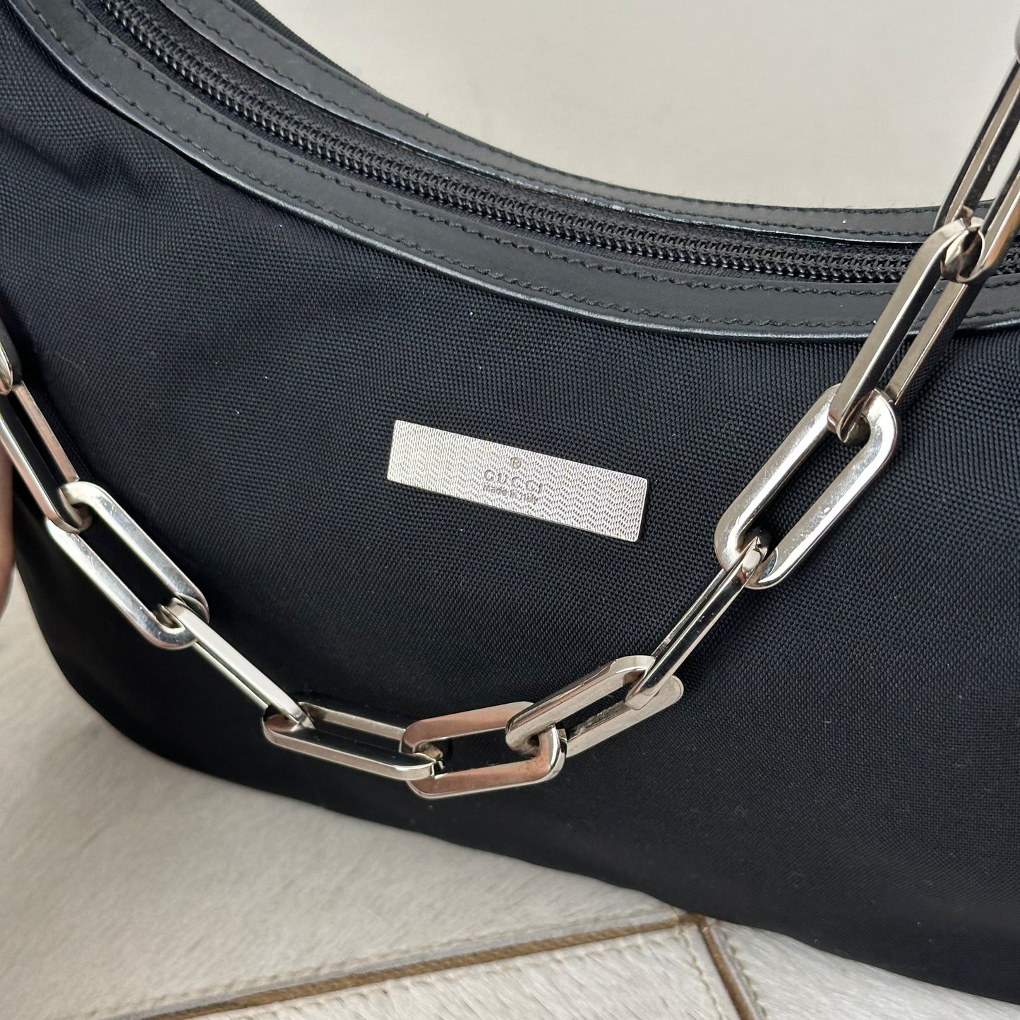 Gucci Black Silver Link Hardware Shoulder Bag