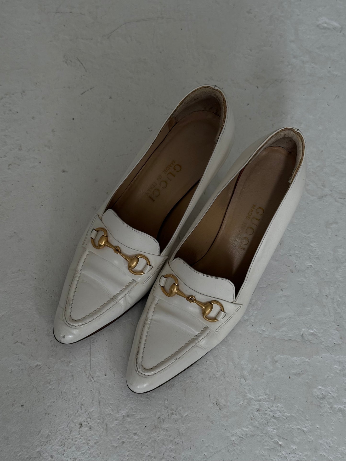 Gucci White Leather Horsebit Gold Heels