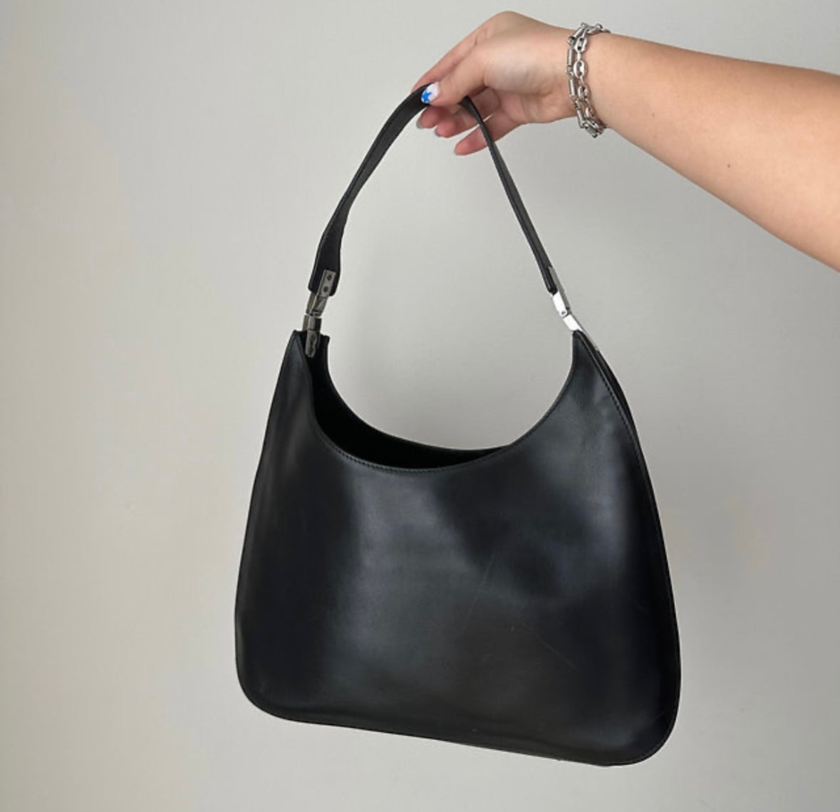 Gucci Black Leather Classic Shoulder Bag