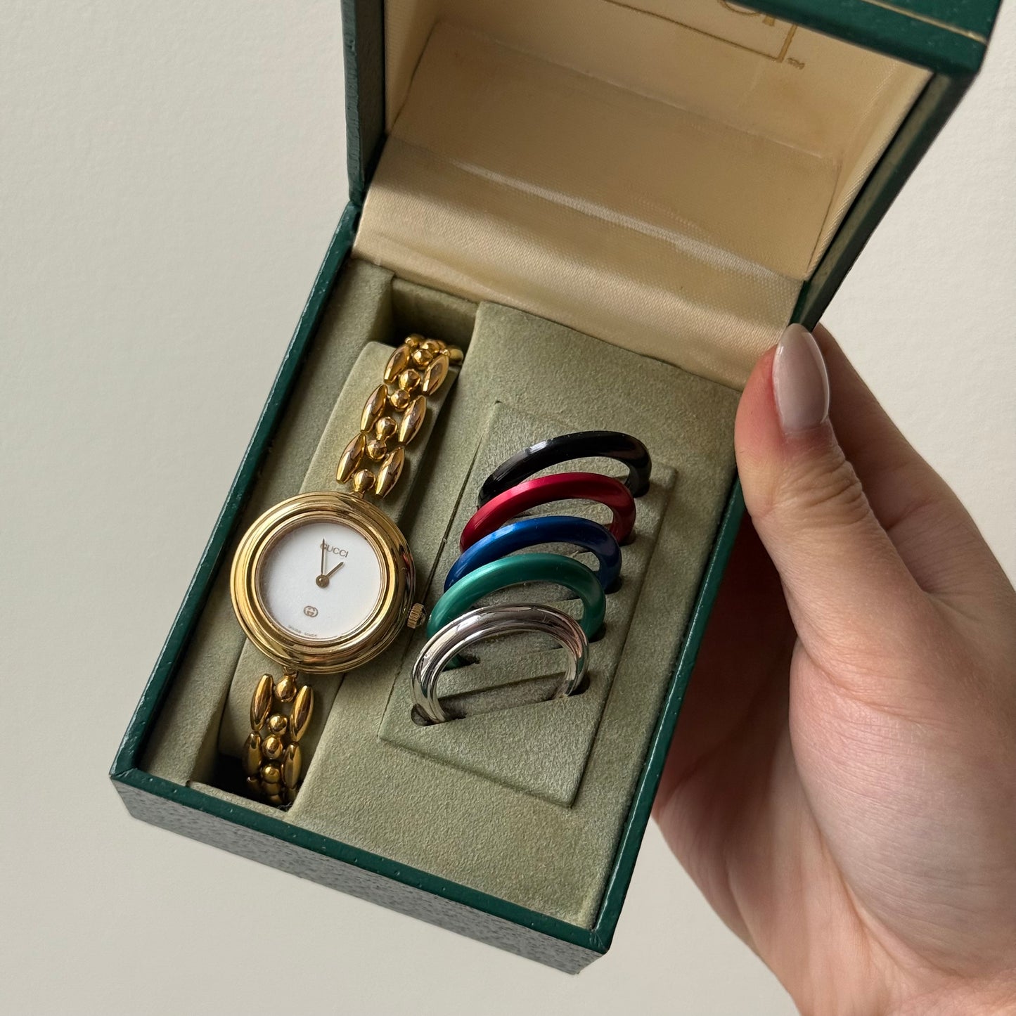 Gucci Rice Link Gold Bezel Watch w/ 6 Interchangeable Bezels