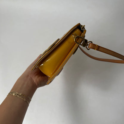 Louis Vuitton Yellow Vernis Lexington Flower Pochette