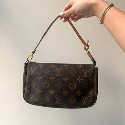 Louis Vuitton Monogram Pochette Shoulder Bag