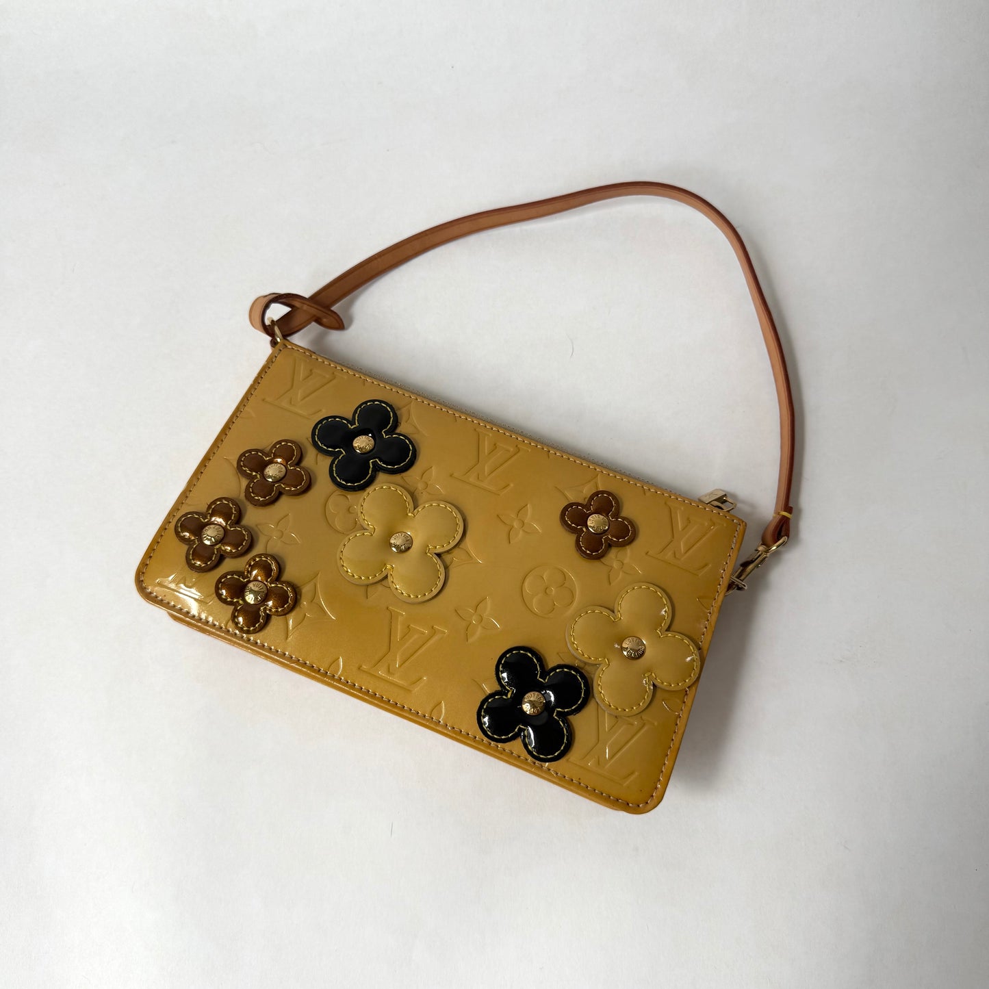 Louis Vuitton Yellow Vernis Lexington Flower Pochette