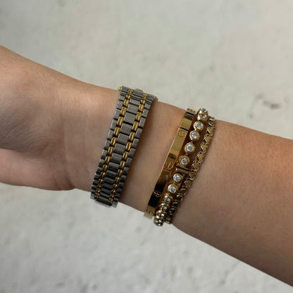 Gucci 24mm White Dial Two Tone Watch