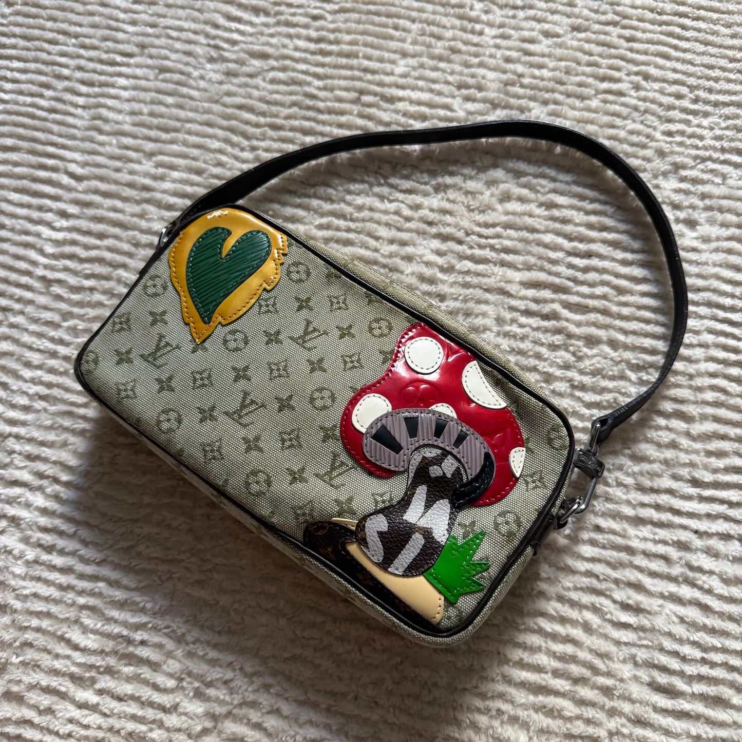 RARE Louis Vuitton Mini Lin Monogram Conte de Fees Pochette