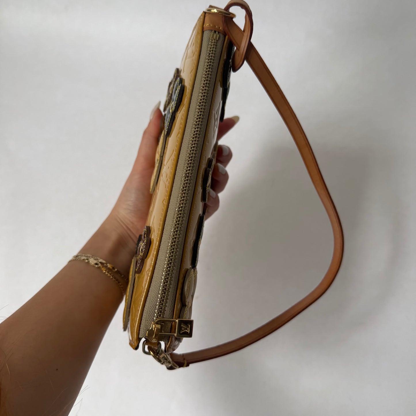 Louis Vuitton Yellow Vernis Lexington Flower Pochette