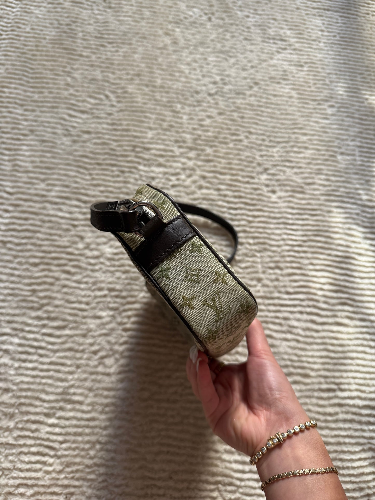 RARE Louis Vuitton Mini Lin Monogram Conte de Fees Pochette