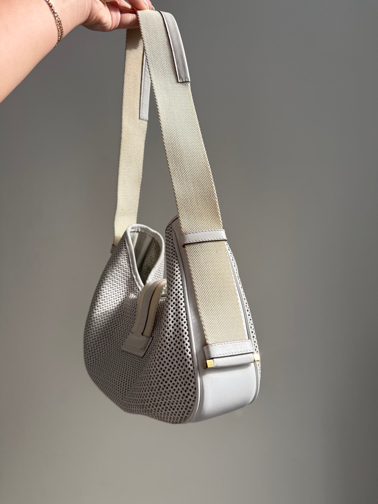 RARE Gucci White Perforated Leather Mesh Shoulder Bag
