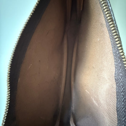 Louis Vuitton Monogram Pochette Shoulder Bag