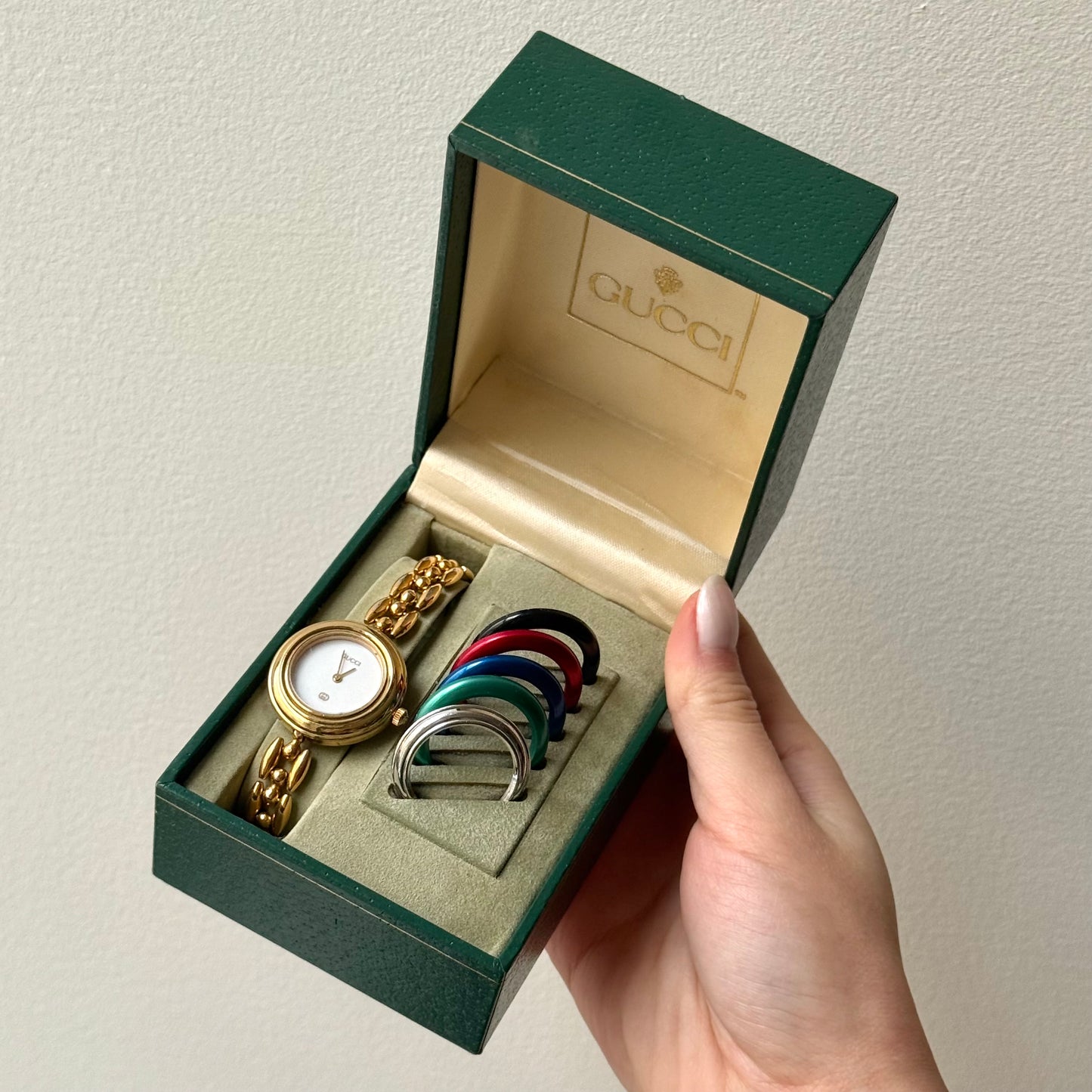 Gucci Rice Link Gold Bezel Watch w/ 6 Interchangeable Bezels
